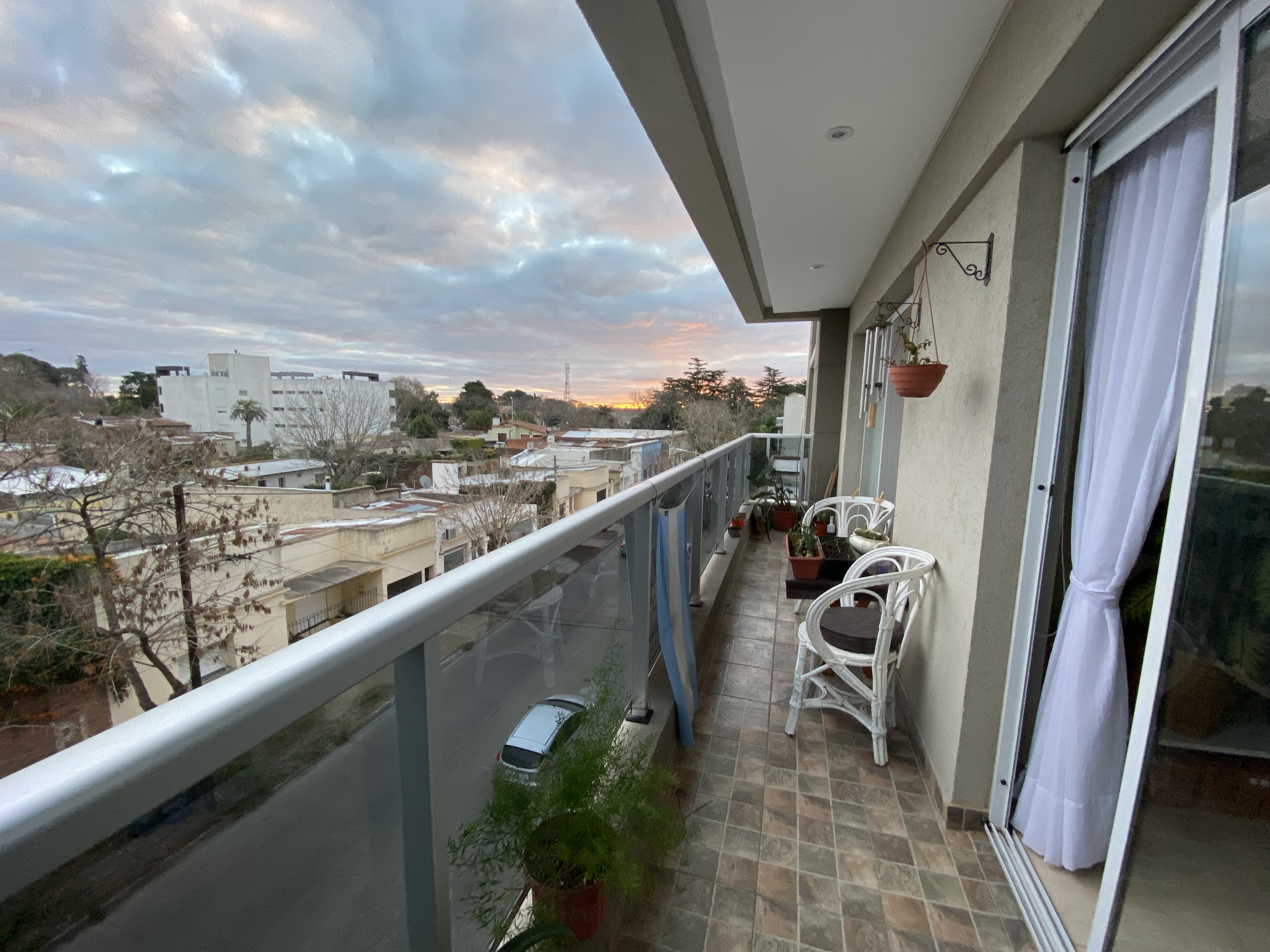 Departamento En Venta A Pasos Del Centro Con Todas Las Comodidades