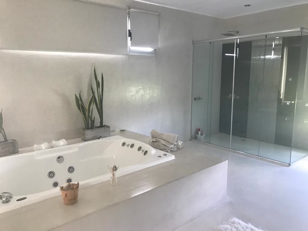 EXCELENTE VIVIENDA EN BARRIO LEUFU KIÑE