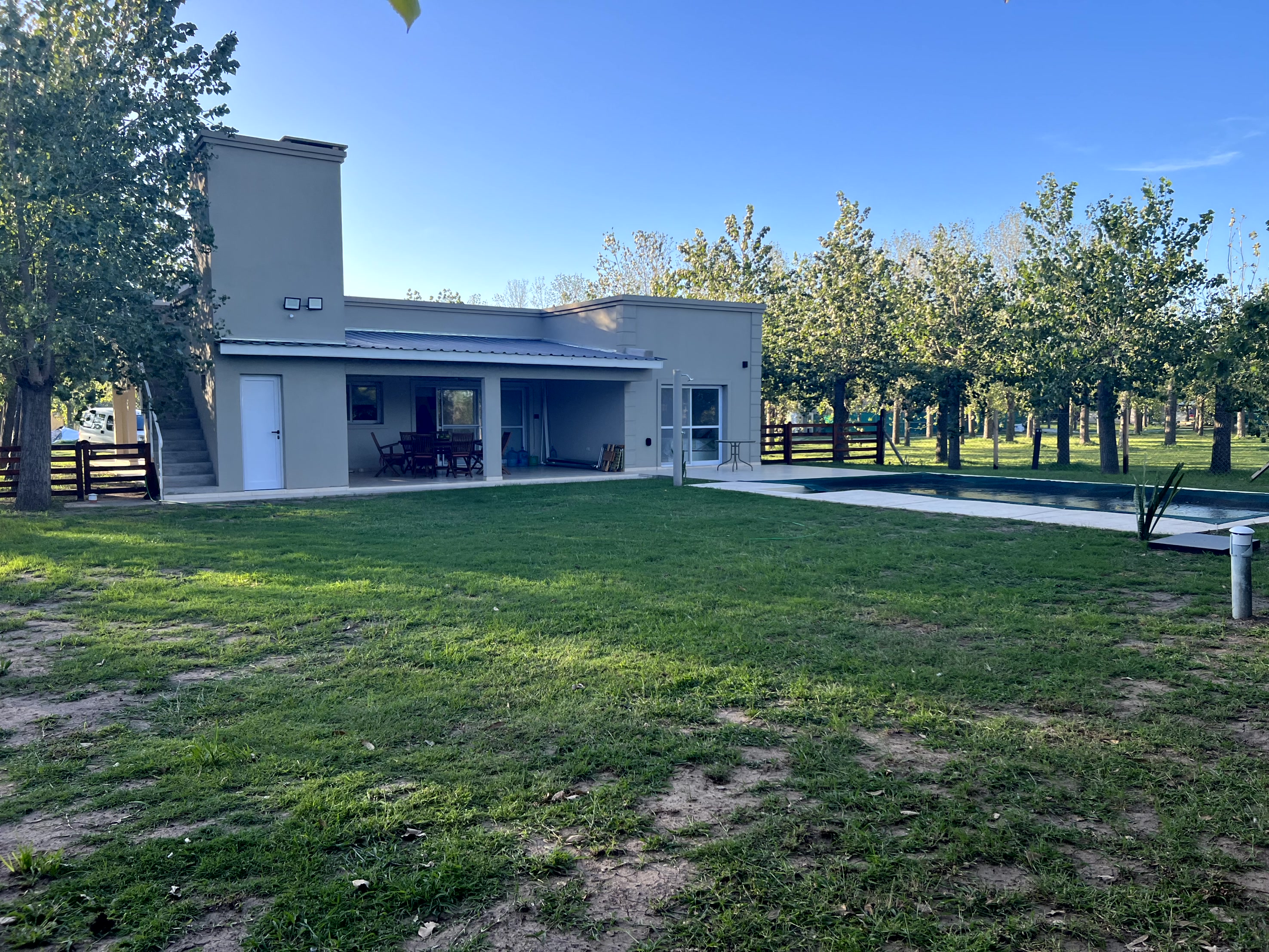 HERMOSA VIVIENDA UBICADA EN BARRIO LEUFU KIÑE