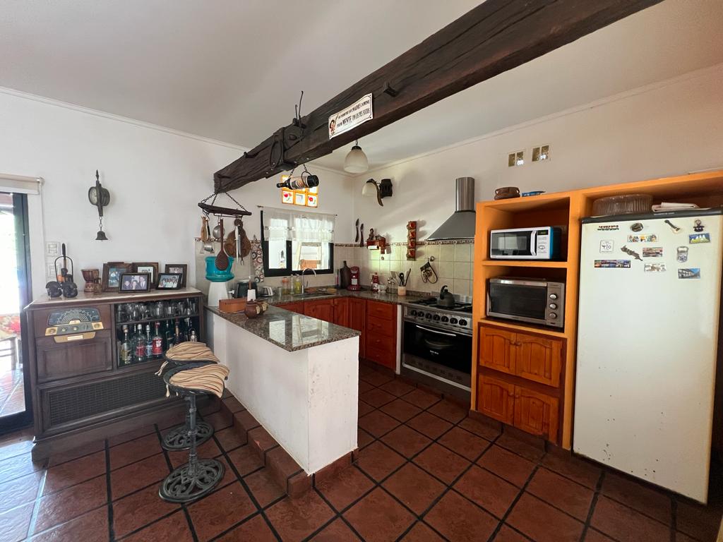SE VENDE CASA EN BARRIO LEUFU KIÑE CONTIGUO A TERMAS