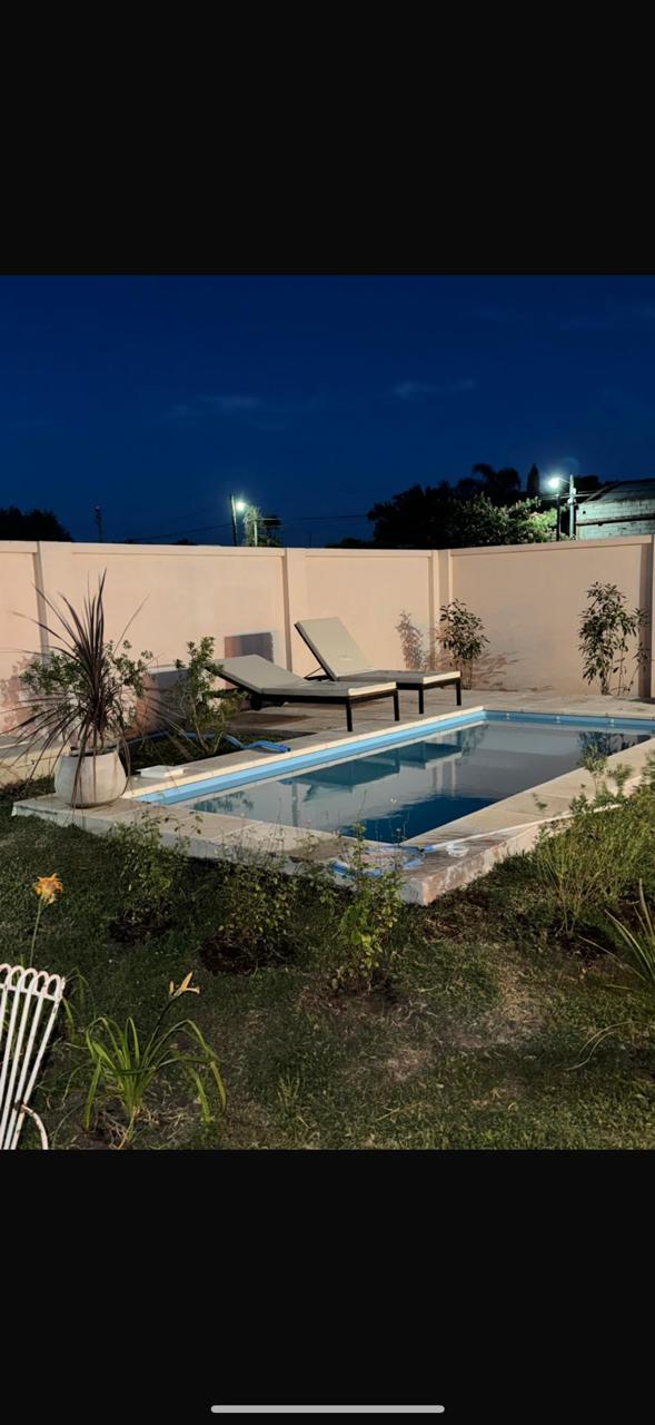 Moderna y funcional: casa con pileta y excelente distribución
