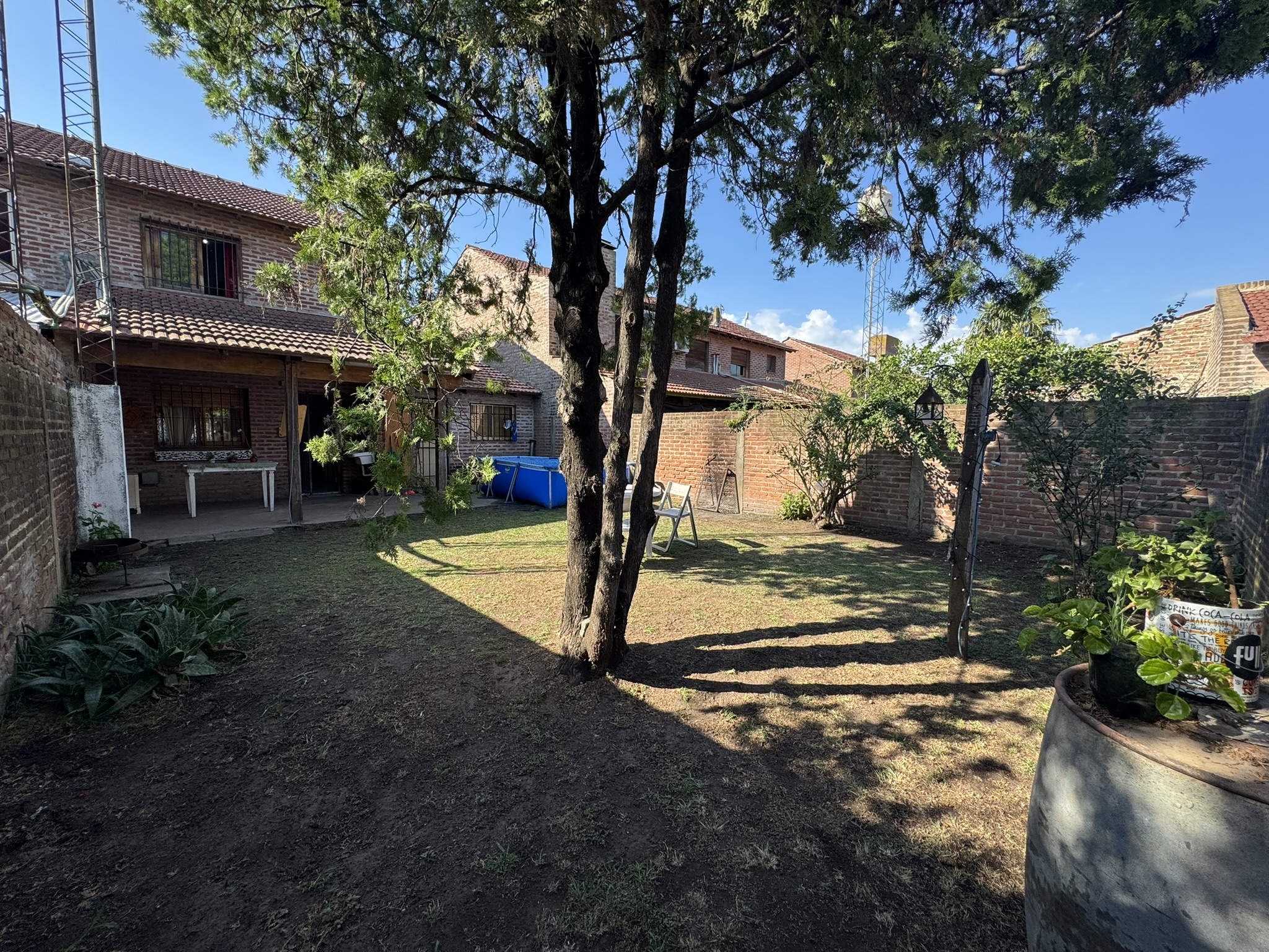 Casa en Barrio Eco a metros de Plaza Alem
