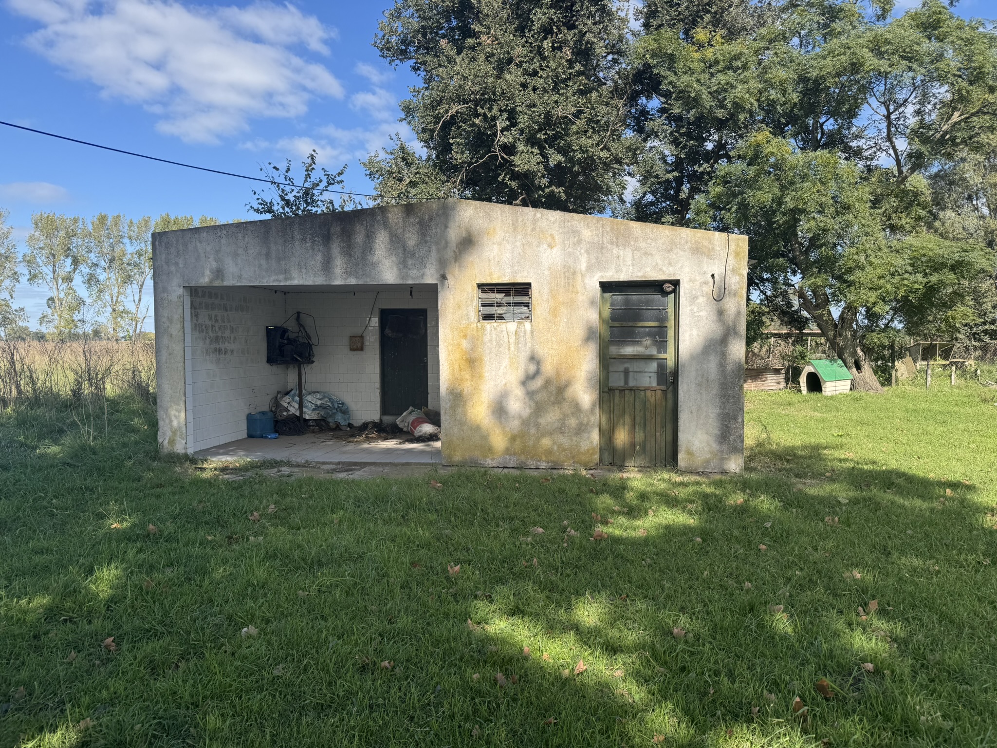 Campo De 30 Hectáreas Con mejoras edilicias Y Uso Mixto