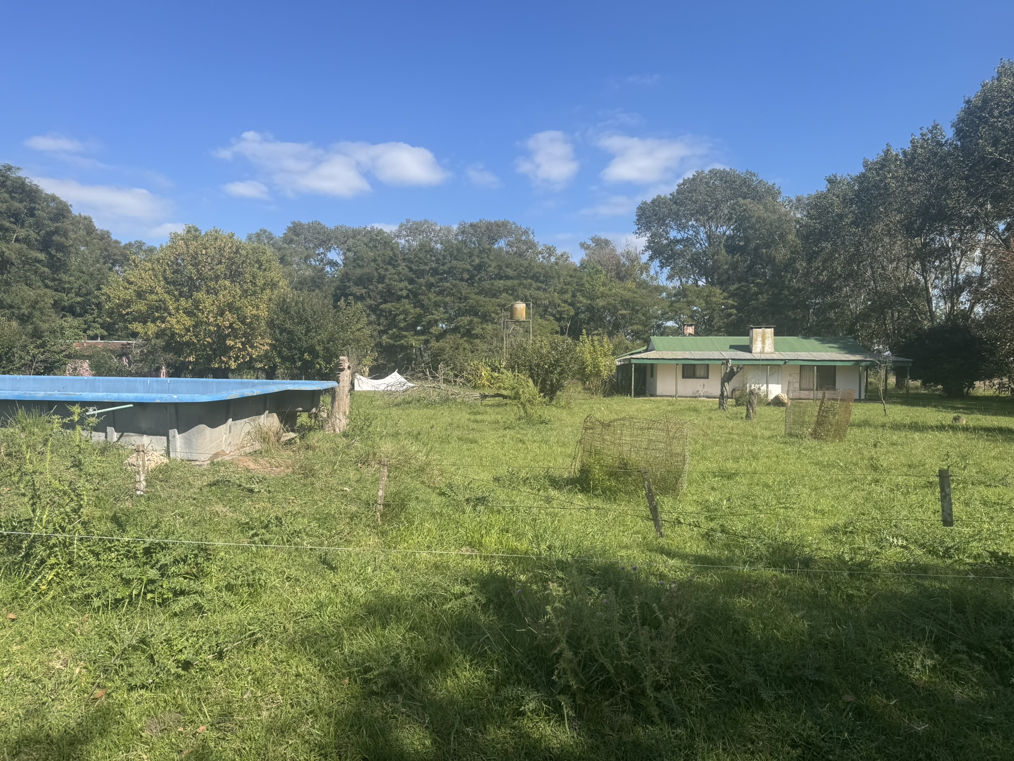 Campo De 30 Hectáreas Con mejoras edilicias Y Uso Mixto